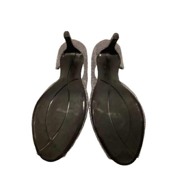 MARC FISHER SPARKLY PEEP TOE SILVER HEELS SIZE 8.5 - Picture 7 of 9